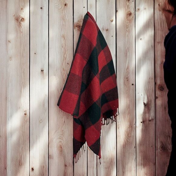 Abercrombie & Fitch Blanket Scarf Poncho Red Black Plaid Flannel One Size - Picture 3 of 7